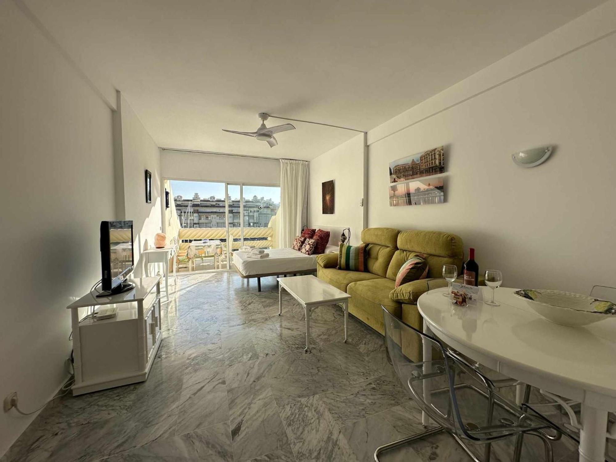 Nice Apartament In Puerto Marina Benalmadena Exterior photo